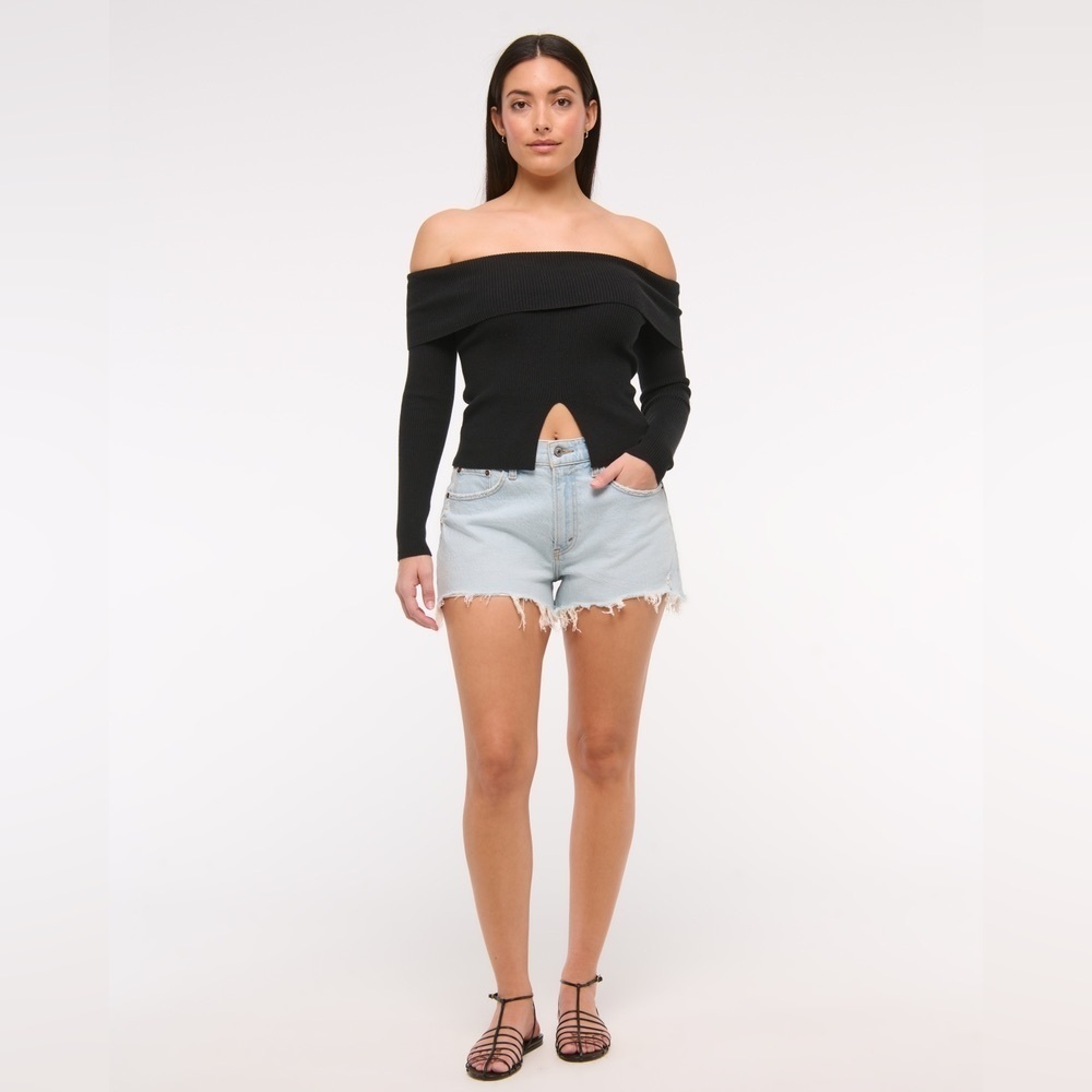 Abercrombie & Fitch Curve Love The Mom Shorts High Rise Light Wash Denim Size 30